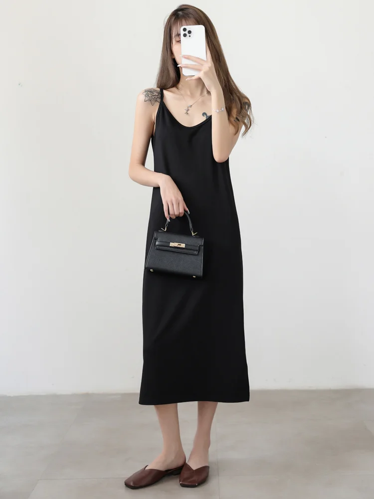 Na jar a v lete podväzkové šaty žien 2023 new black tvaru temperament sexy modálne podväzkové šaty štrbinou šaty - 4